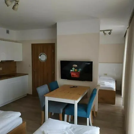 Bursztynowe Zacisze Apartman *